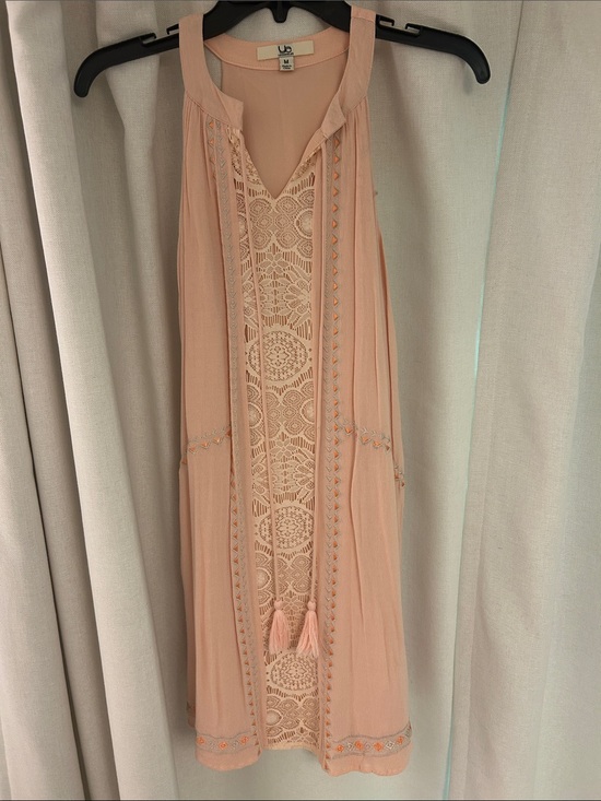 Ya Los Angeles Dresses & Skirts - Ya Los Angeles Blush Pink Crochet-Trim Sleeveless Dress